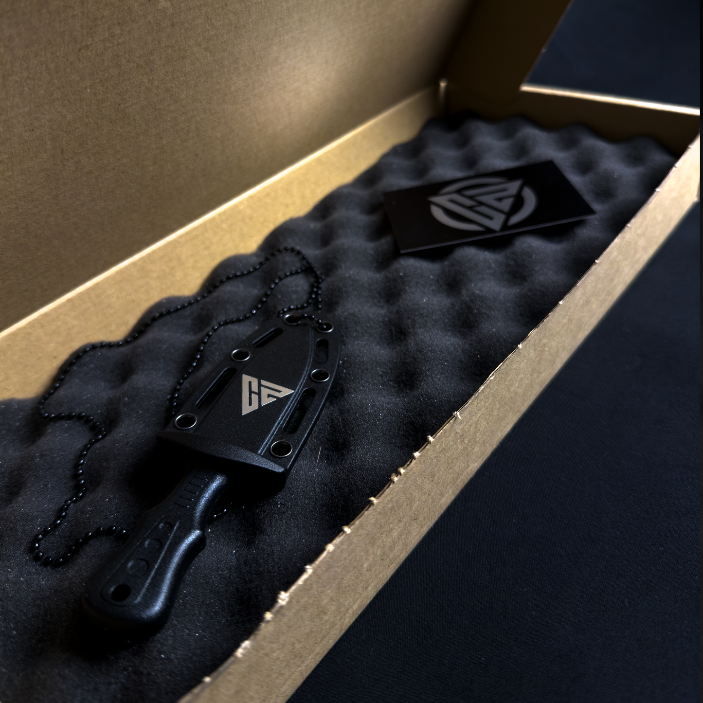 Neck Knife